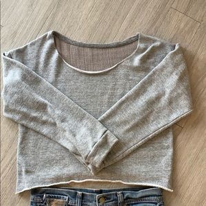 Sweatshirt
